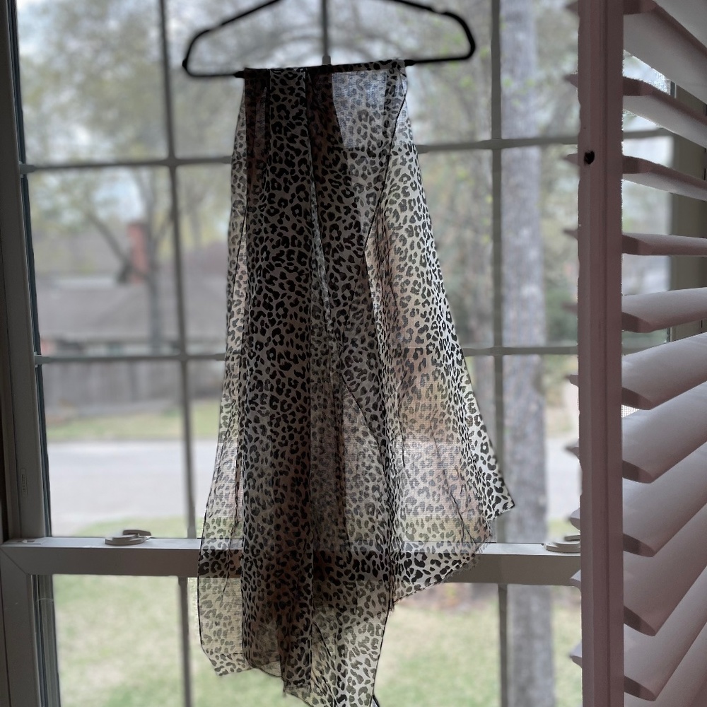 Large animal print scarf